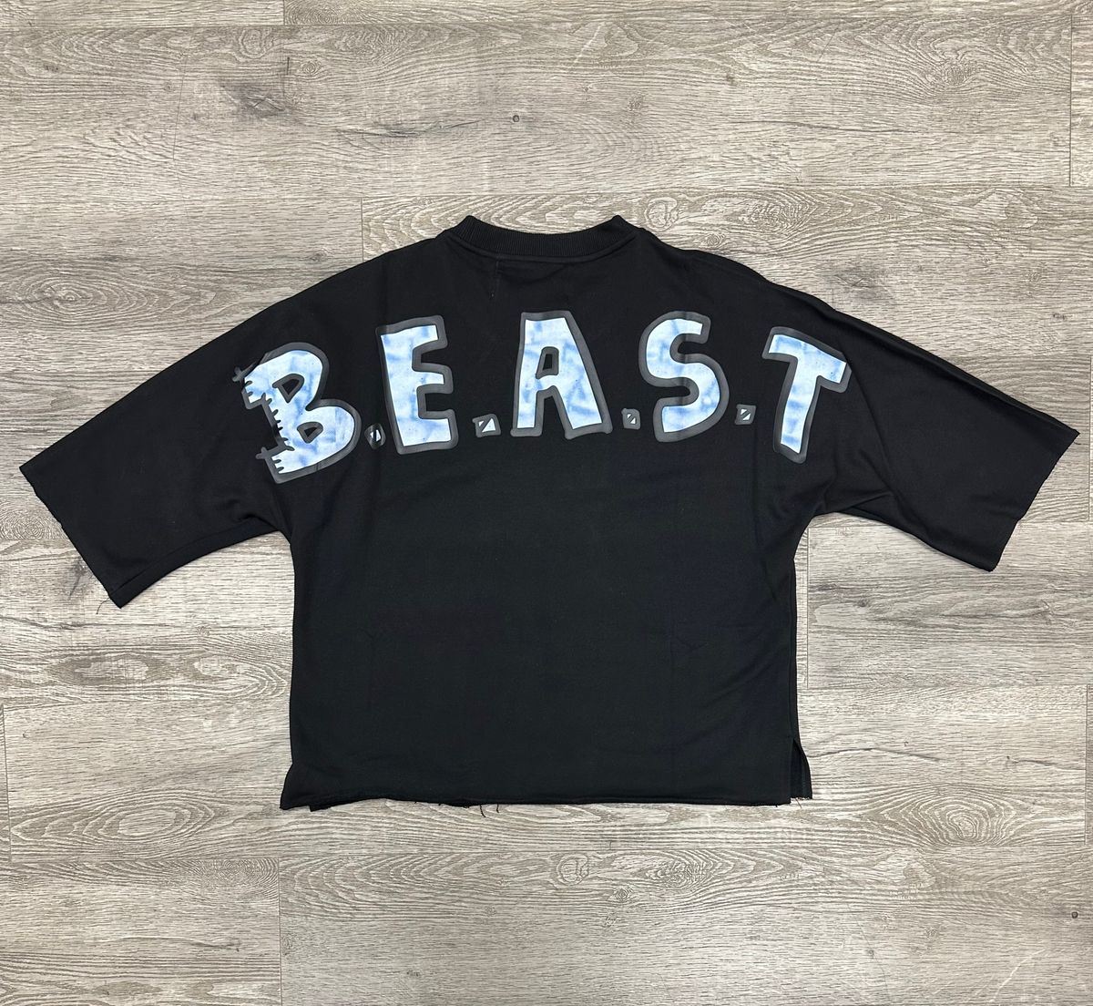 MEN BLACK "BEAST" 3/4 SLEEVE F-TERRY CROPPED TEE