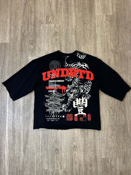 MEN BLACK INFINITE POSSIBILITY STUDDED CROP TEE