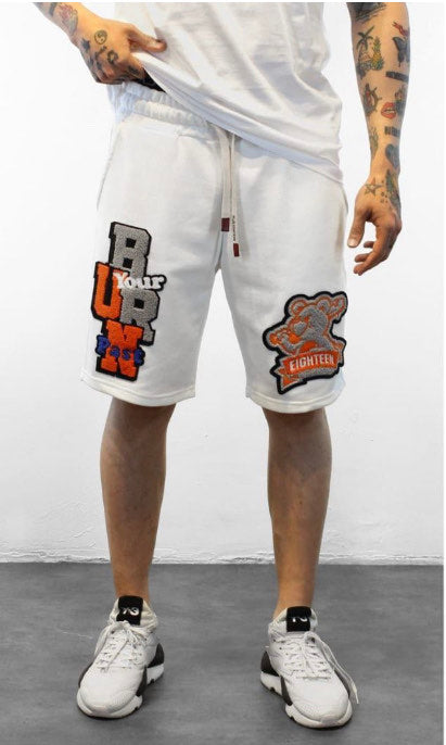 MEN WHITE 3D PATCH BURN SHORTS