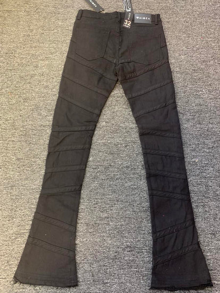 MEN BLACK DIAGONALLY LINE STACK JEANS