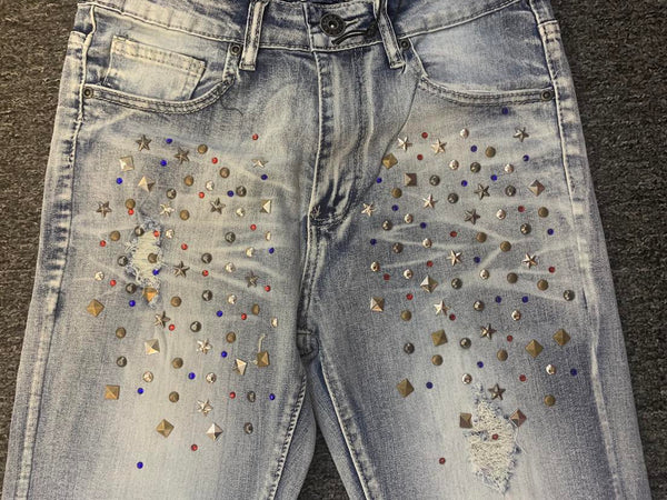 MEN BLUE WASH STARS & STUDS DENIM JEANS