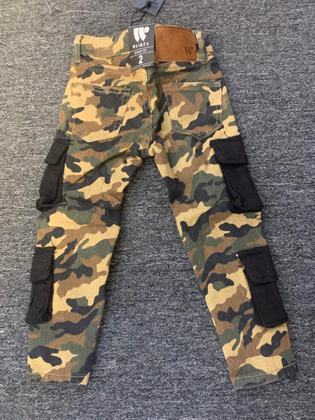 LITTLE KIDS CAMO WITH BLACK CARGO POCKETS TWILL PANTS