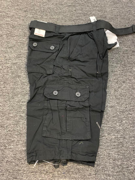 MEN BLACK CARGO SHORTS WITH BELT